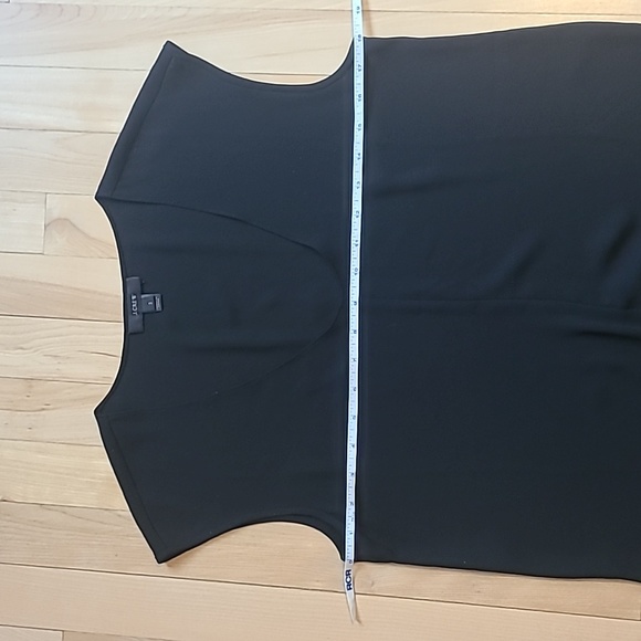 J. Crew Sleeveless Blouse - Picture 4 of 6